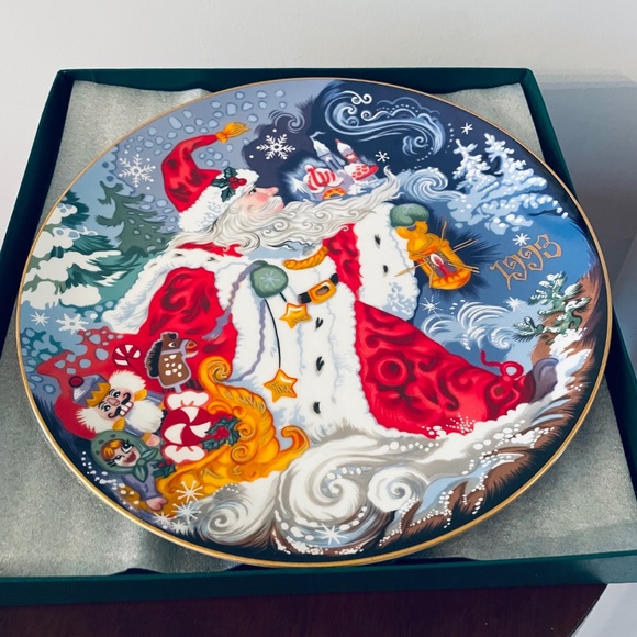Vintage Fitz and Floyd "Father Frost" collector plate, Christmas Plate - Picture 3 of 5